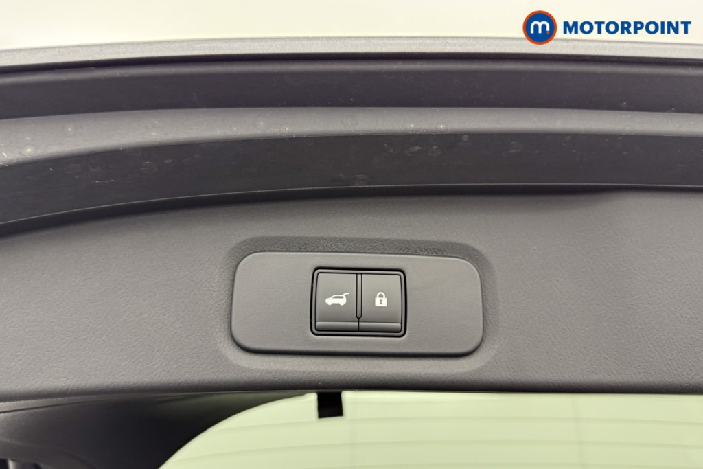 Nissan Qashqai Tekna Automatic Petrol SUV - Stock Number (1569882) - 23rd supplementary image