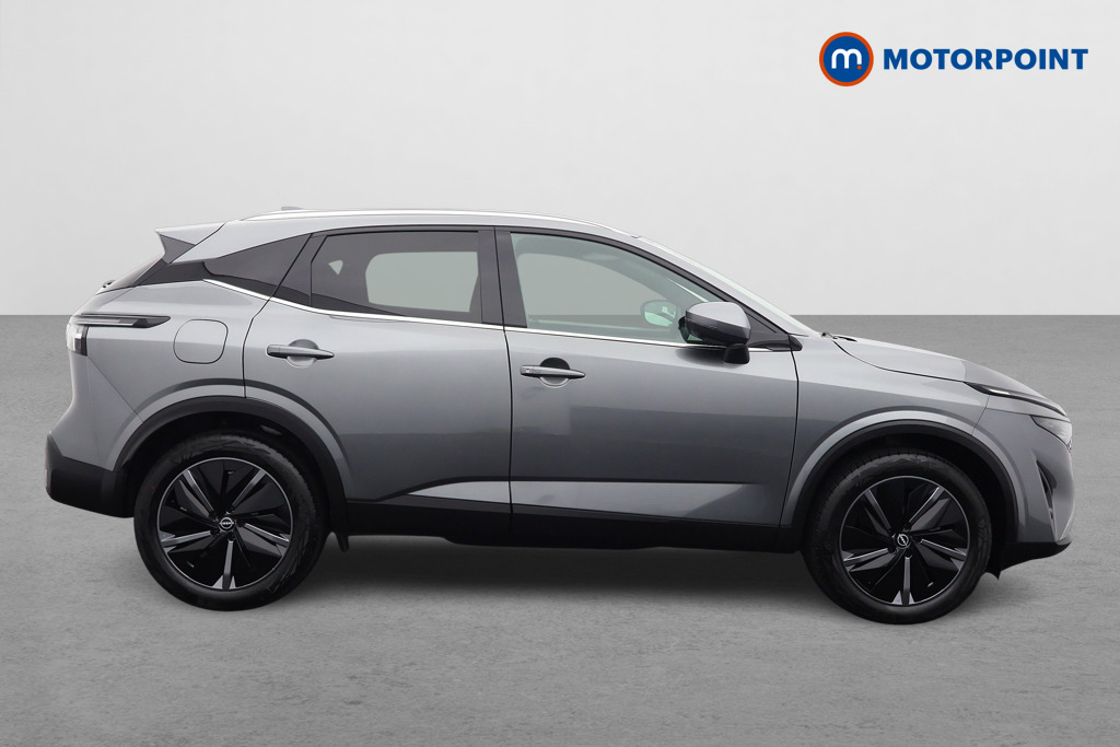 Nissan Qashqai Tekna Automatic Petrol SUV - Stock Number (1569882) - Drivers side