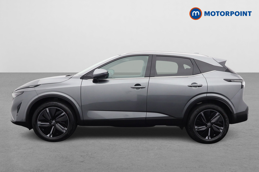 Nissan Qashqai Tekna Automatic Petrol SUV - Stock Number (1569882) - Passenger side