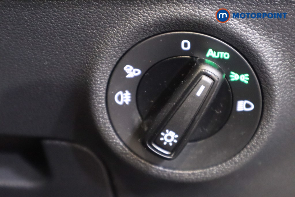 Skoda Karoq Sportline Automatic Petrol SUV - Stock Number (1570122) - 17th supplementary image