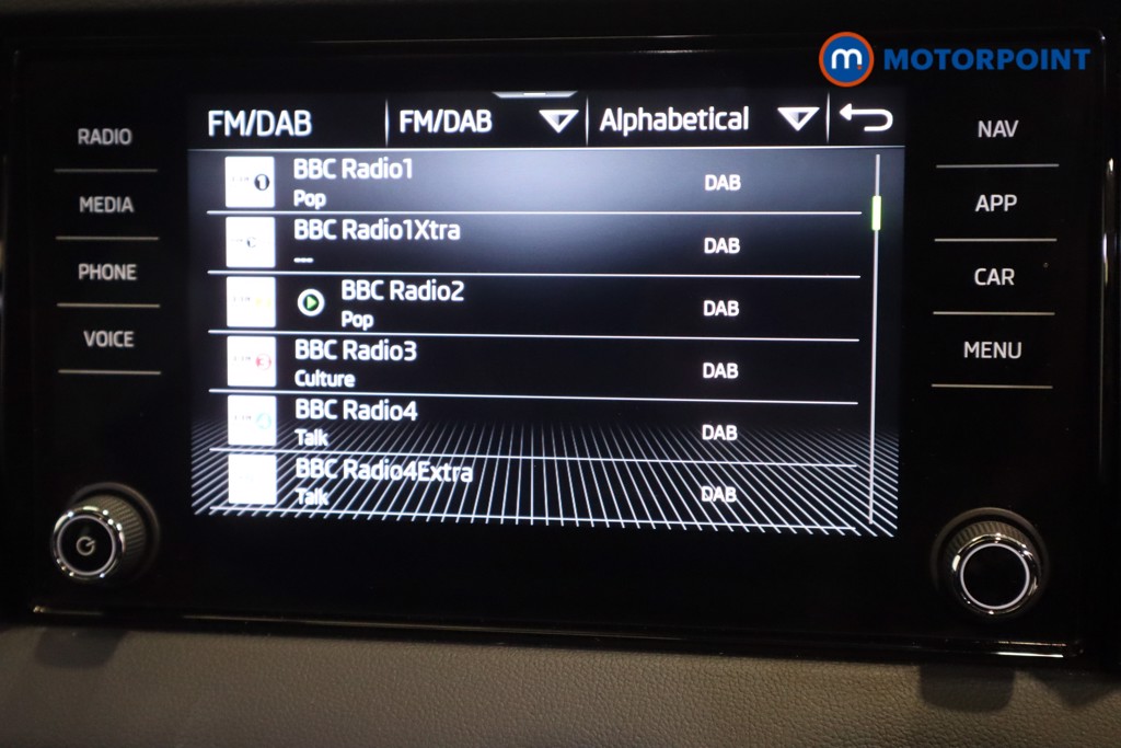 Skoda Karoq Sportline Automatic Petrol SUV - Stock Number (1570122) - 21st supplementary image