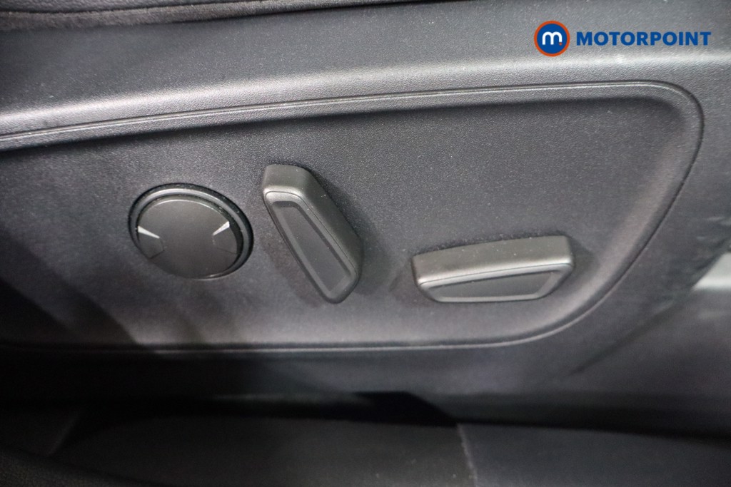 Ford Kuga St-Line X Edition Automatic Diesel SUV - Stock Number (1570355) - 18th supplementary image
