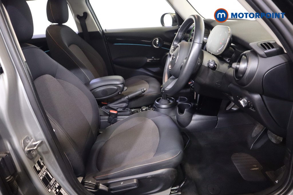 Mini Hatchback Cooper Classic Automatic Petrol Hatchback - Stock Number (1570454) - 6th supplementary image