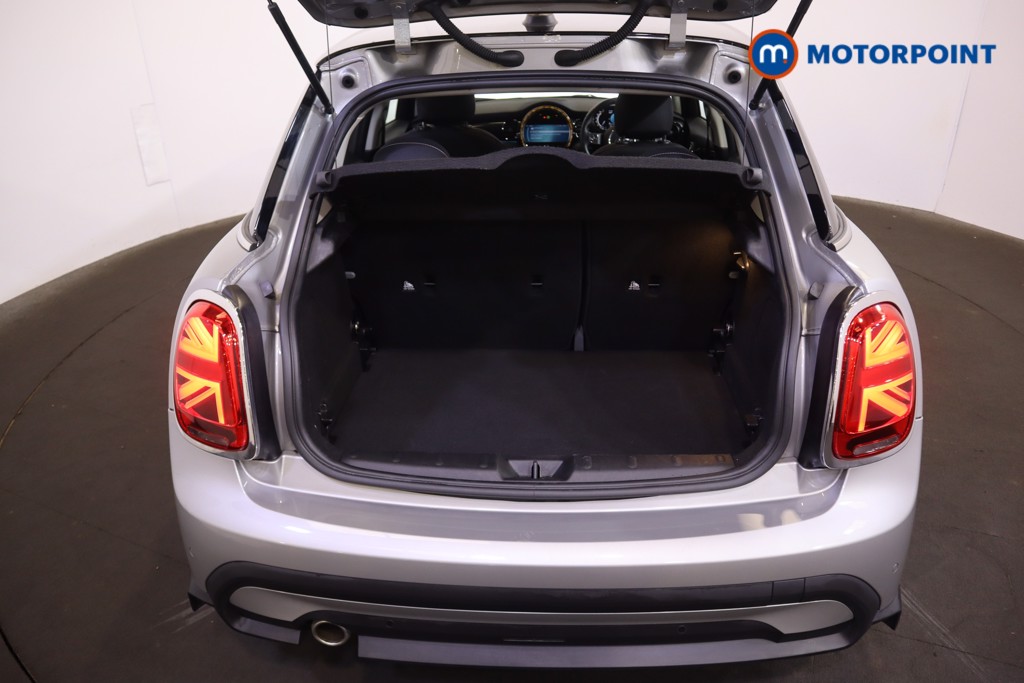 Mini Hatchback Cooper Classic Automatic Petrol Hatchback - Stock Number (1570454) - 8th supplementary image