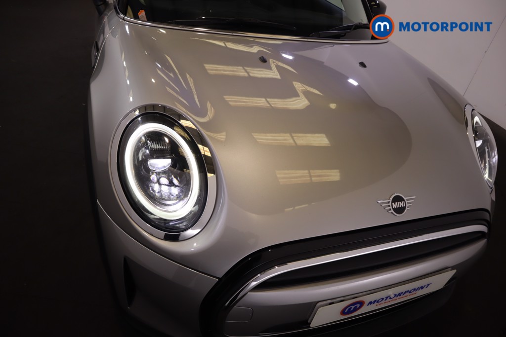 Mini Hatchback Cooper Classic Automatic Petrol Hatchback - Stock Number (1570454) - 32nd supplementary image