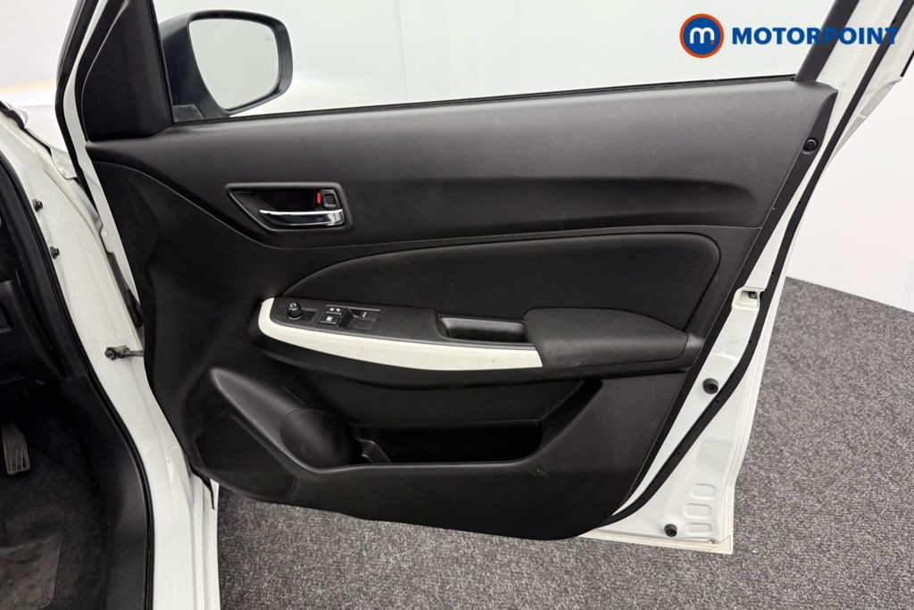 Suzuki Swift Sz-L Manual Petrol-Electric Hybrid Hatchback - Stock Number (1570757) - 13th supplementary image
