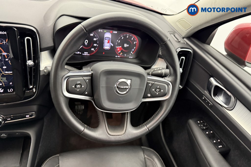 Volvo Xc40 Momentum Manual Petrol SUV - Stock Number (1570958) - 3rd supplementary image