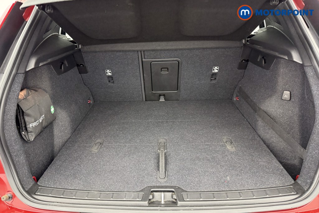 Volvo Xc40 Momentum Manual Petrol SUV - Stock Number (1570958) - 21st supplementary image