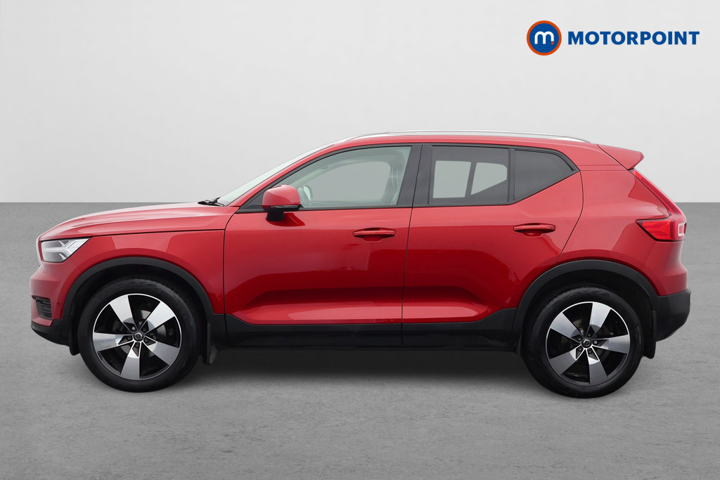 Volvo Xc40 Momentum Manual Petrol SUV - Stock Number (1570958) - Passenger side