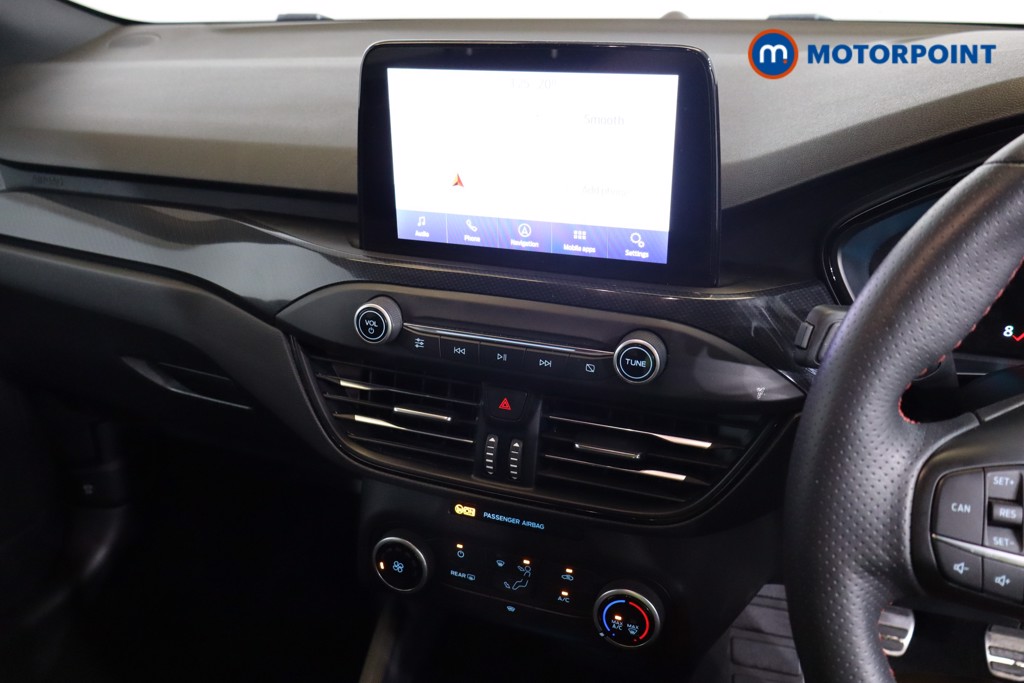 Ford Focus St-Line Edition Manual Petrol-Electric Hybrid Hatchback - Stock Number (1571024) - 3rd supplementary image