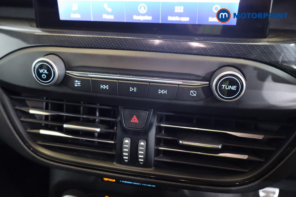 Ford Focus St-Line Edition Manual Petrol-Electric Hybrid Hatchback - Stock Number (1571024) - 10th supplementary image