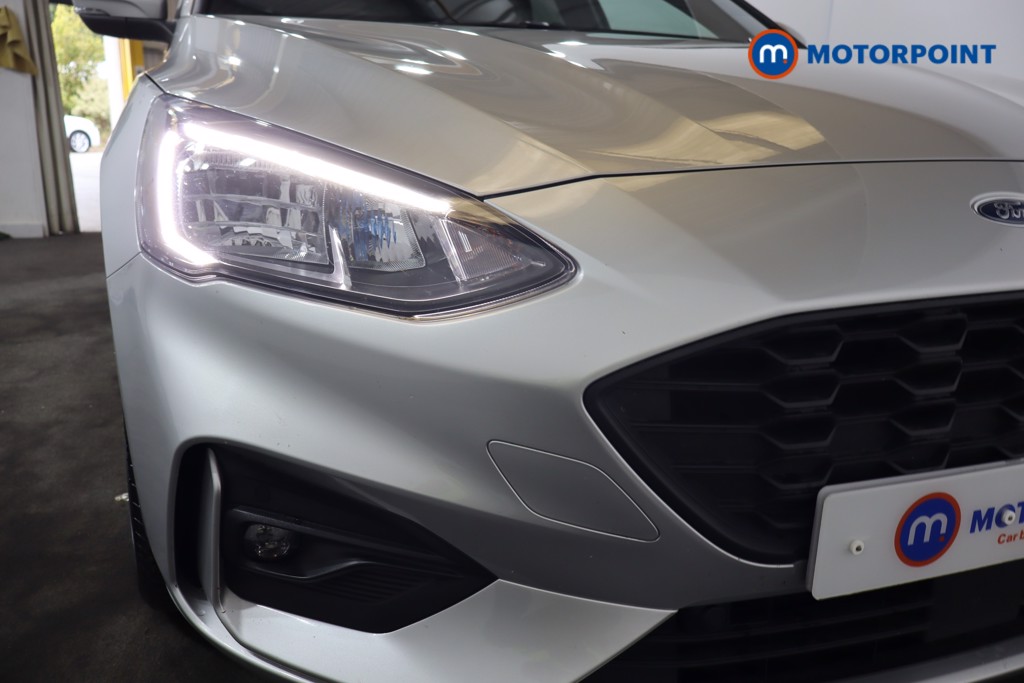 Ford Focus St-Line Edition Manual Petrol-Electric Hybrid Hatchback - Stock Number (1571024) - 28th supplementary image