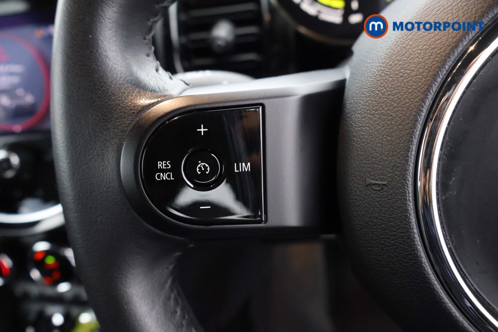 Mini Hatchback Cooper S Level 2 Automatic Electric Hatchback - Stock Number (1571157) - 2nd supplementary image