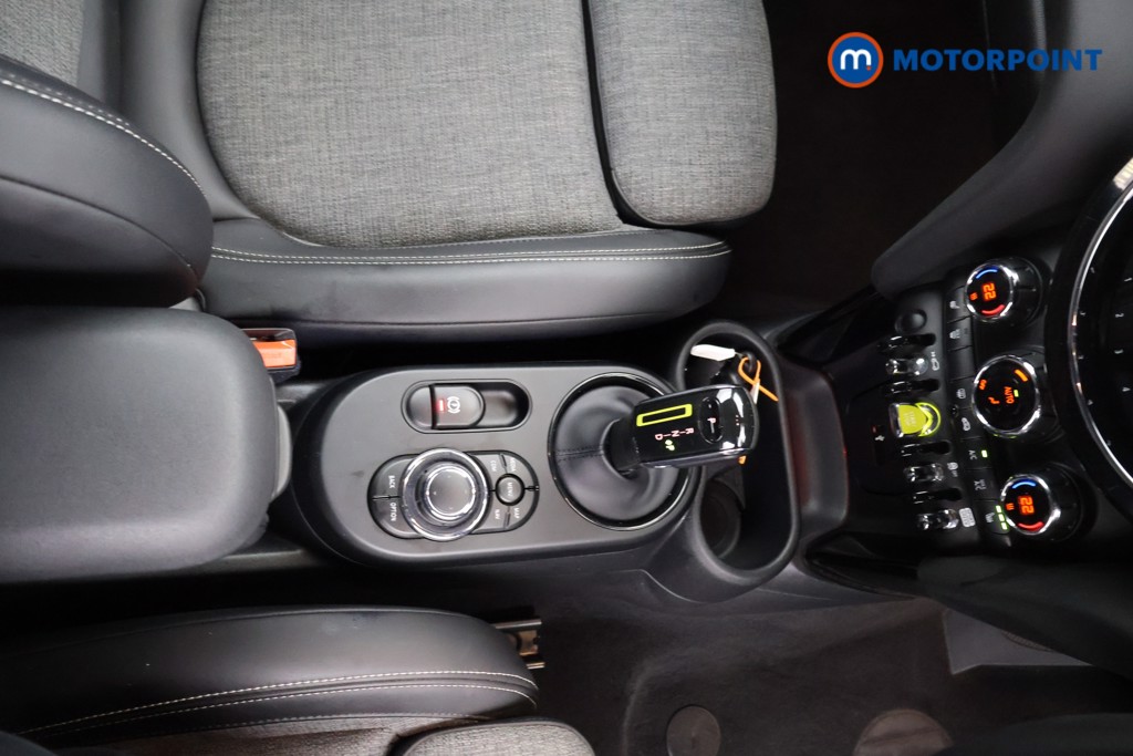 Mini Hatchback Cooper S Level 2 Automatic Electric Hatchback - Stock Number (1571157) - 9th supplementary image