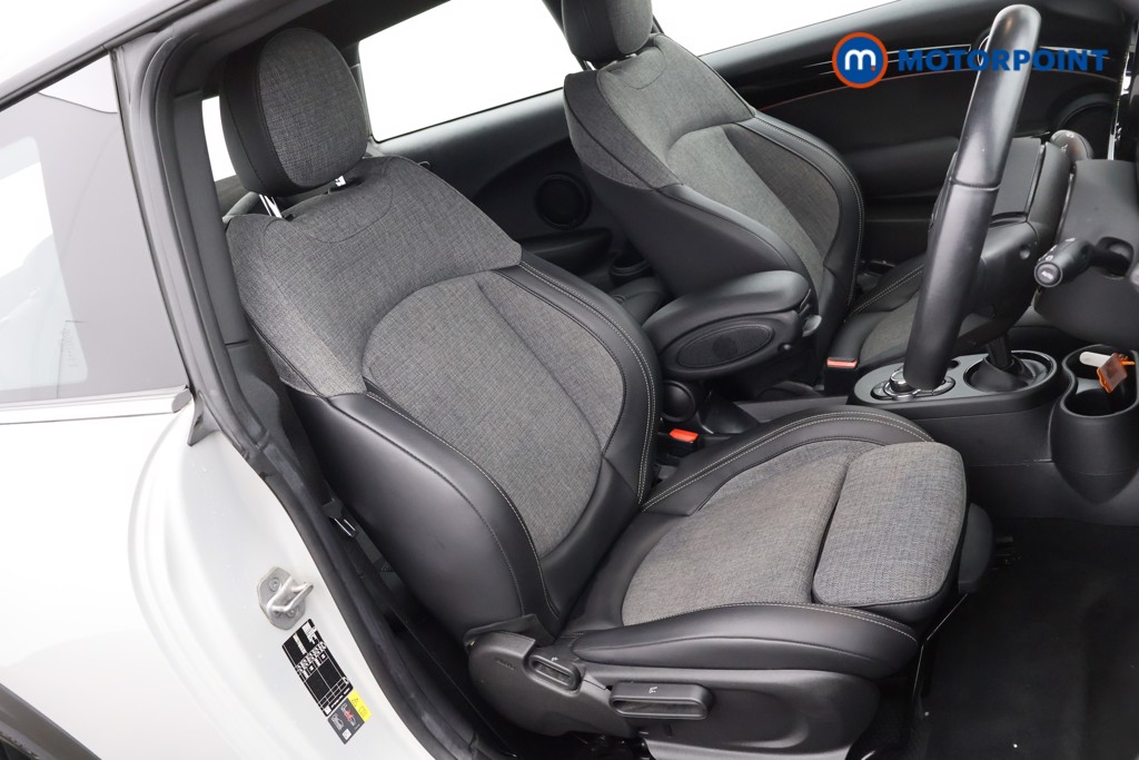 Mini Hatchback Cooper S Level 2 Automatic Electric Hatchback - Stock Number (1571157) - 10th supplementary image