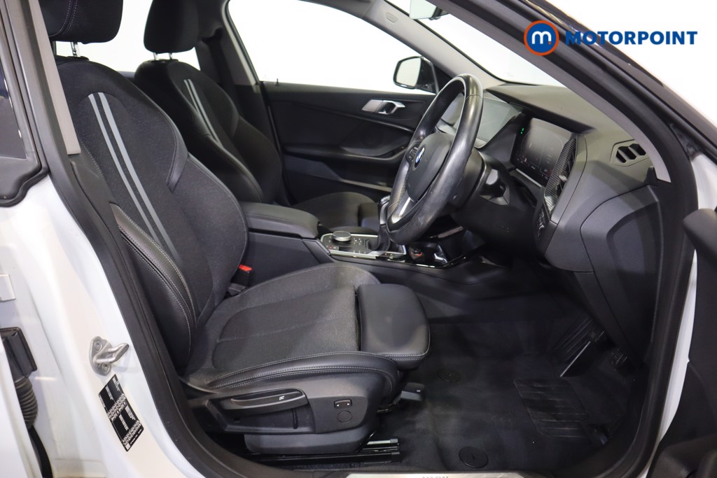 BMW 2 Series Sport Manual Petrol Saloon - Stock Number (1571266) - 6th supplementary image