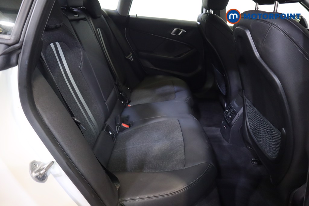 BMW 2 Series Sport Manual Petrol Saloon - Stock Number (1571266) - 7th supplementary image