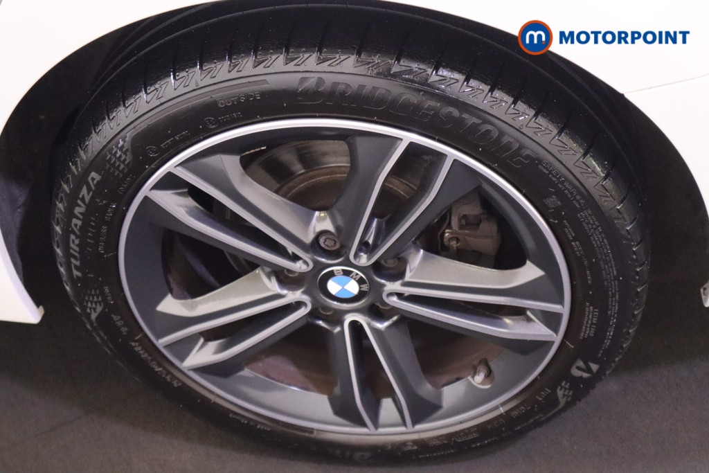 BMW 2 Series Sport Manual Petrol Saloon - Stock Number (1571266) - 9th supplementary image