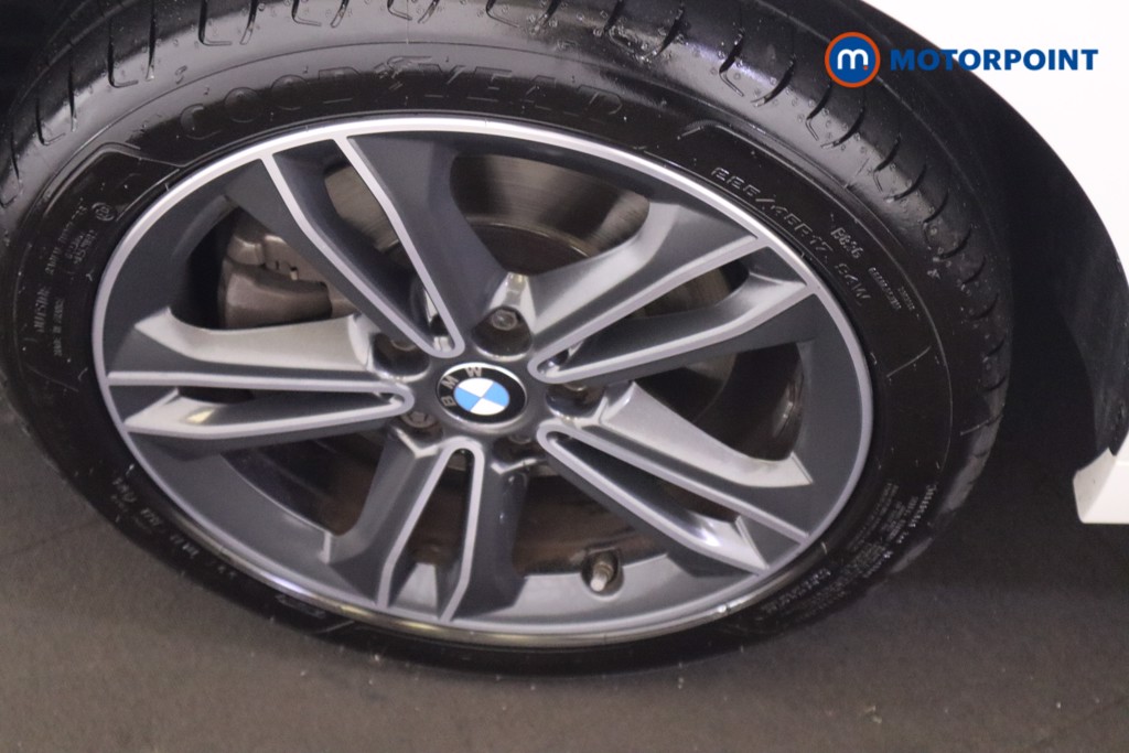 BMW 2 Series Sport Manual Petrol Saloon - Stock Number (1571266) - 10th supplementary image