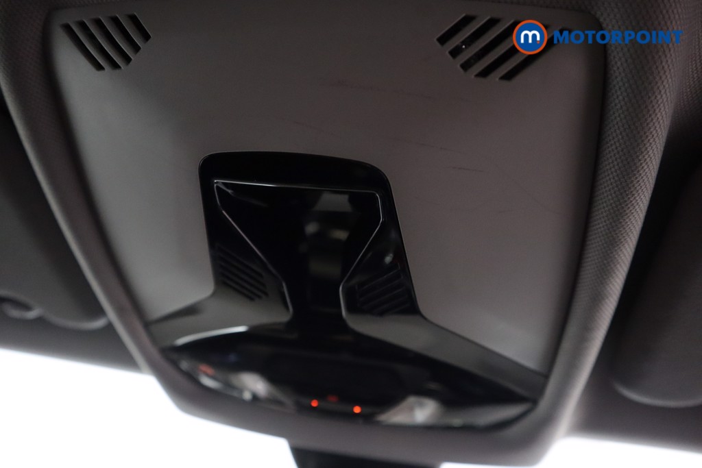 BMW 2 Series Sport Manual Petrol Saloon - Stock Number (1571266) - 24th supplementary image