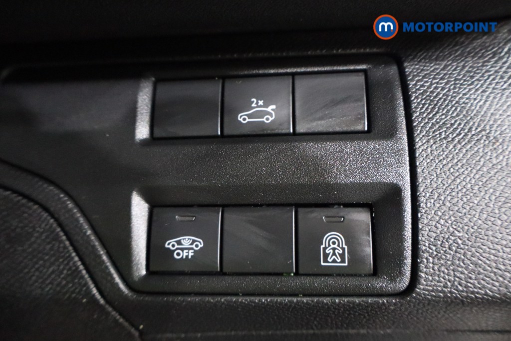 Peugeot 3008 Gt Line Premium Automatic Diesel SUV - Stock Number (1571292) - 17th supplementary image