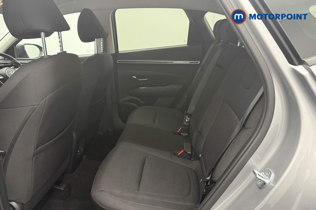 Hyundai Tucson Se Connect Manual Petrol SUV - Stock Number (1572107) - 1st supplementary image