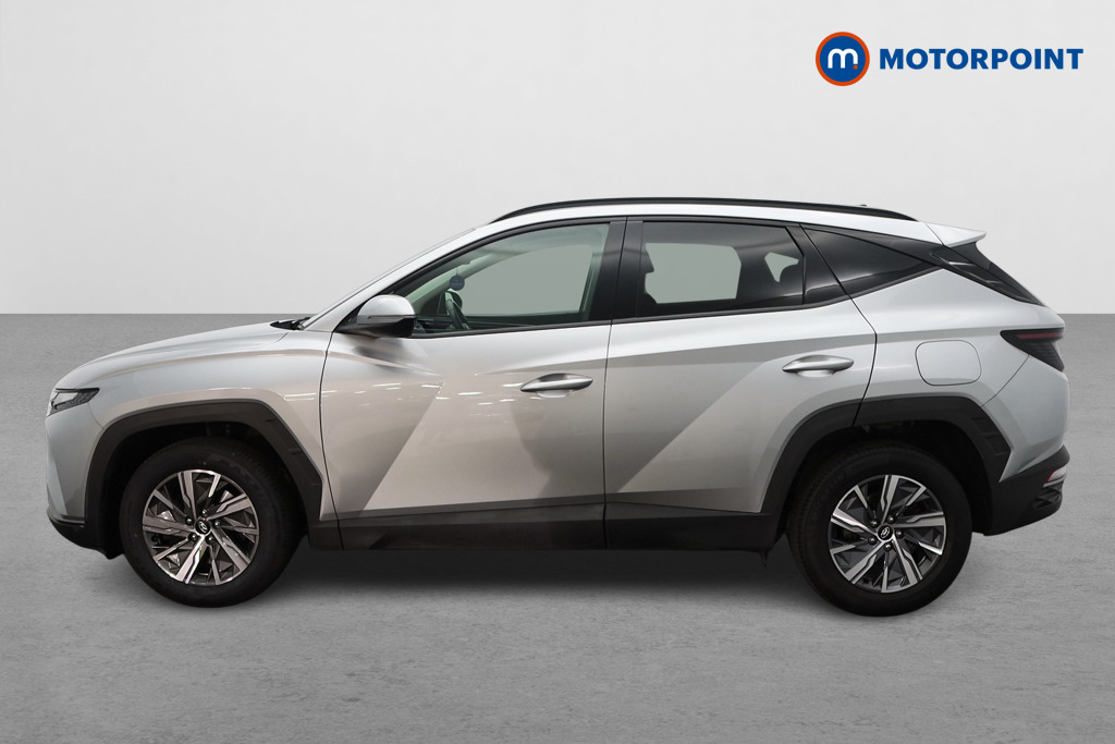 Hyundai Tucson Se Connect Manual Petrol SUV - Stock Number (1572107) - Passenger side