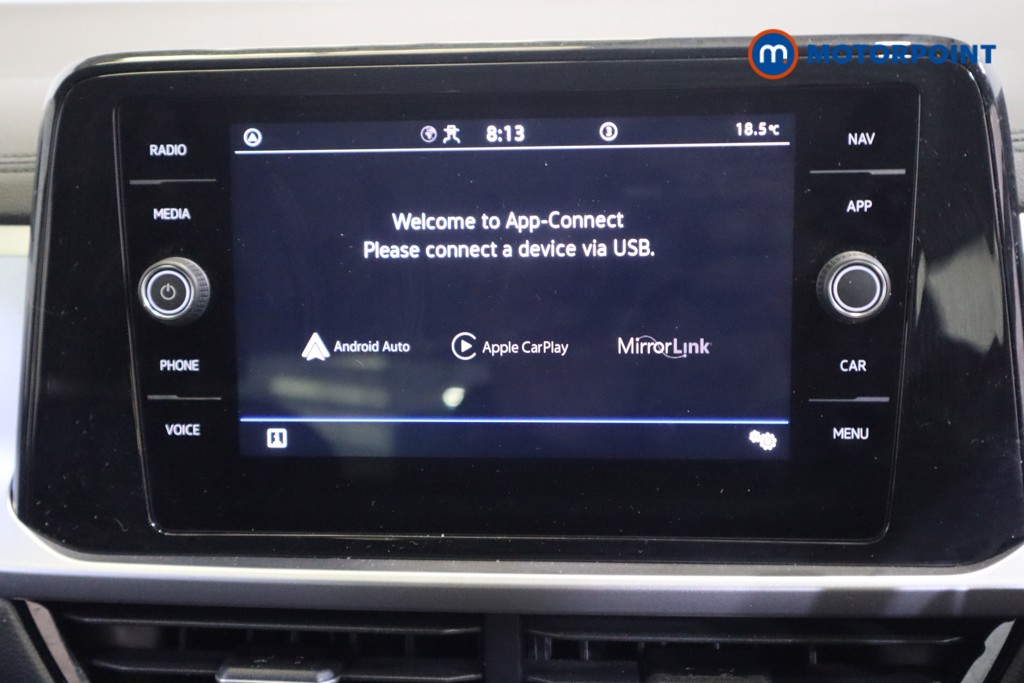 Volkswagen T-Roc Life Manual Petrol SUV - Stock Number (1572378) - 2nd supplementary image