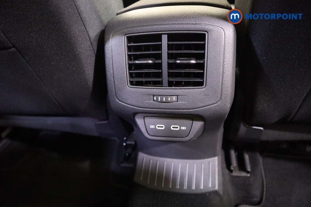 Volkswagen T-Roc Life Manual Petrol SUV - Stock Number (1572378) - 27th supplementary image