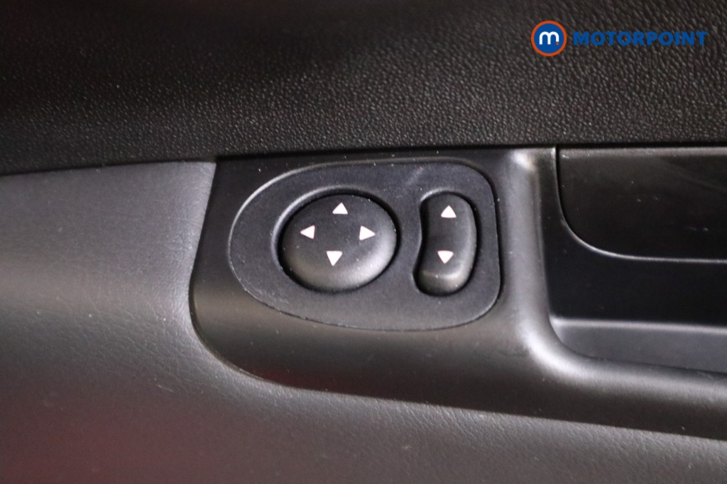 Abarth 595 Turismo Manual Petrol Hatchback - Stock Number (1572530) - 8th supplementary image