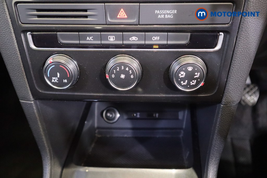 Volkswagen Golf Sv SE Manual Petrol Hatchback - Stock Number (1572615) - 20th supplementary image