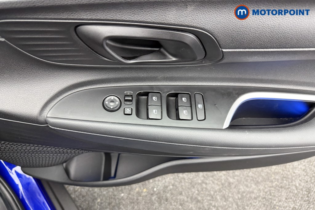 Hyundai Bayon Se Connect Automatic Petrol-Electric Hybrid SUV - Stock Number (1572633) - 13th supplementary image