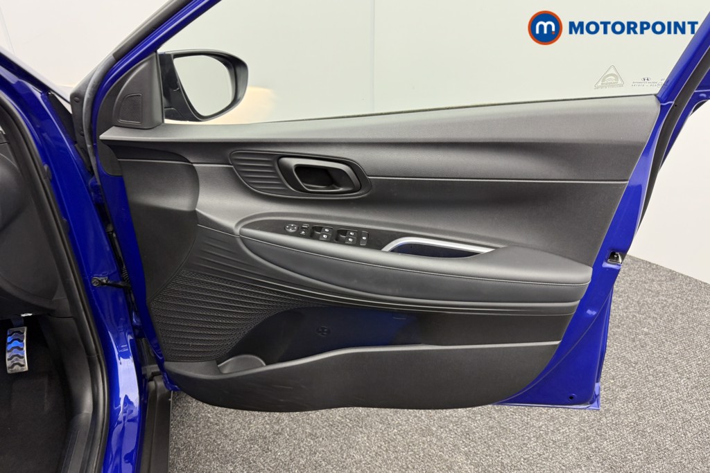 Hyundai Bayon Se Connect Automatic Petrol-Electric Hybrid SUV - Stock Number (1572633) - 14th supplementary image