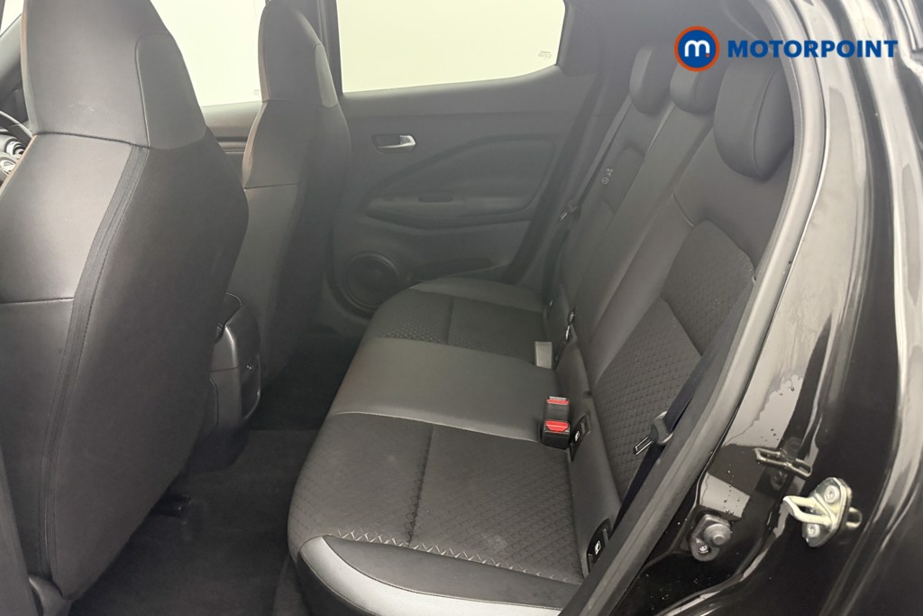 Nissan Juke N-Connecta Automatic Petrol SUV - Stock Number (1572652) - 2nd supplementary image