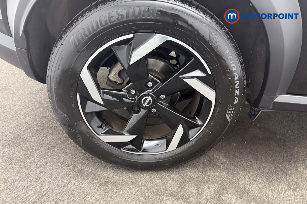 Nissan Juke N-Connecta Automatic Petrol SUV - Stock Number (1572652) - 18th supplementary image