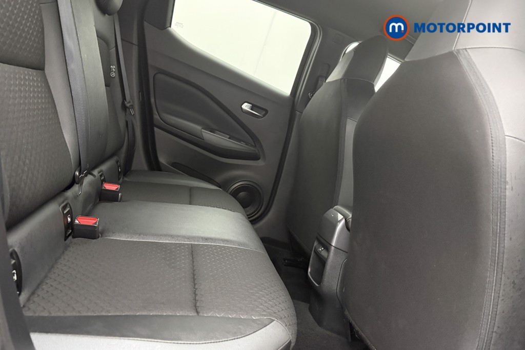 Nissan Juke N-Connecta Automatic Petrol SUV - Stock Number (1572657) - 9th supplementary image