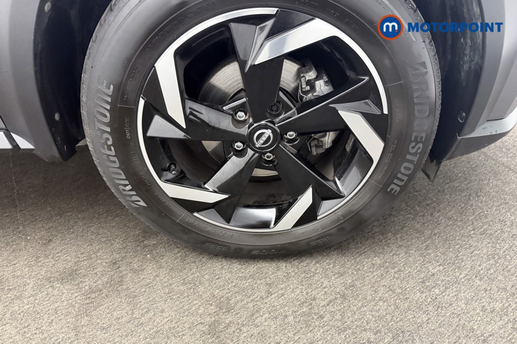 Nissan Juke N-Connecta Automatic Petrol SUV - Stock Number (1572661) - 15th supplementary image