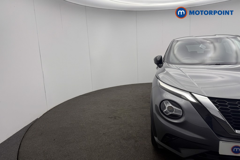 Nissan Juke N-Connecta Automatic Petrol SUV - Stock Number (1572661) - 19th supplementary image