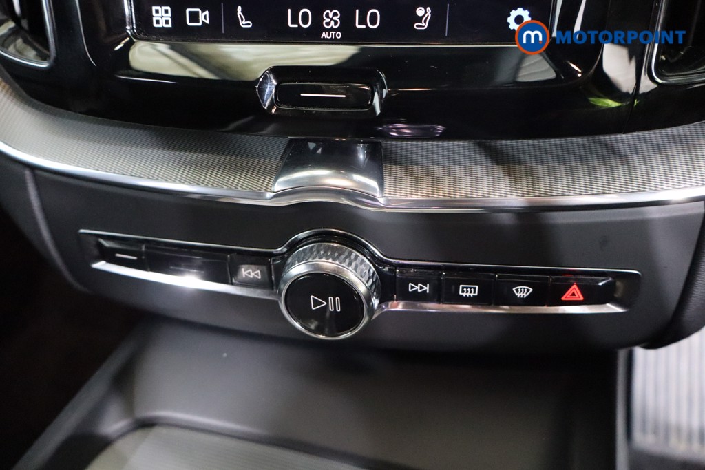 Volvo Xc60 Plus Black Edition Automatic Petrol SUV - Stock Number (1572806) - 10th supplementary image