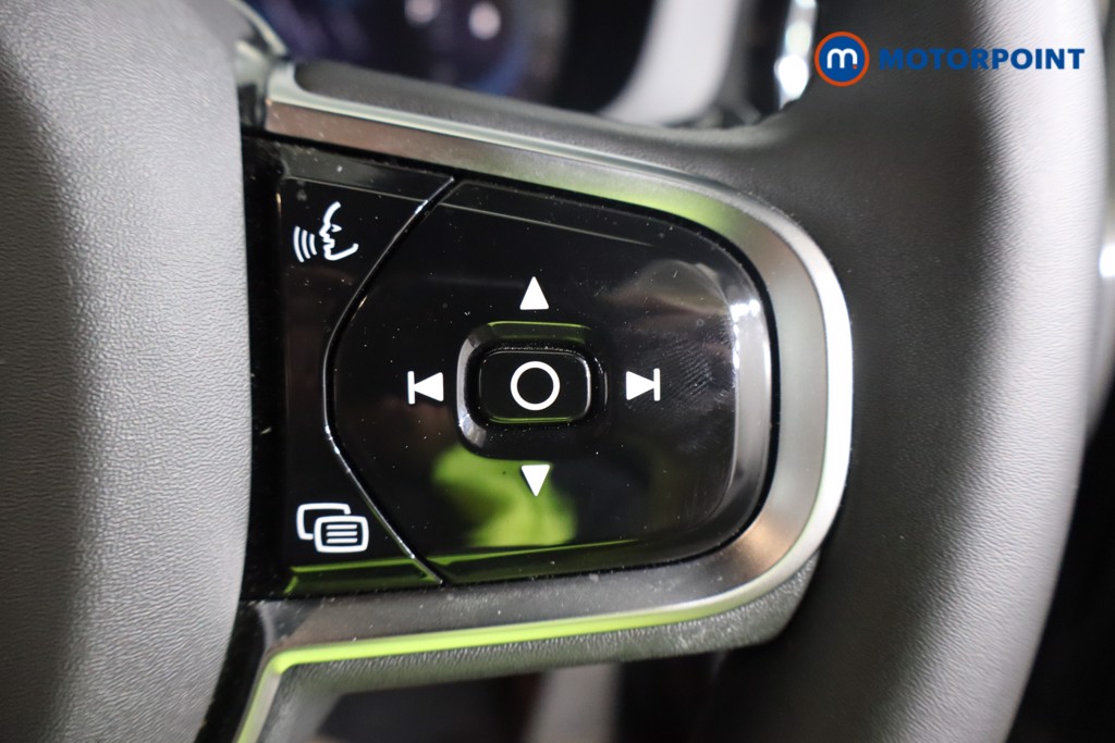 Volvo Xc60 Plus Black Edition Automatic Petrol SUV - Stock Number (1572806) - 13th supplementary image