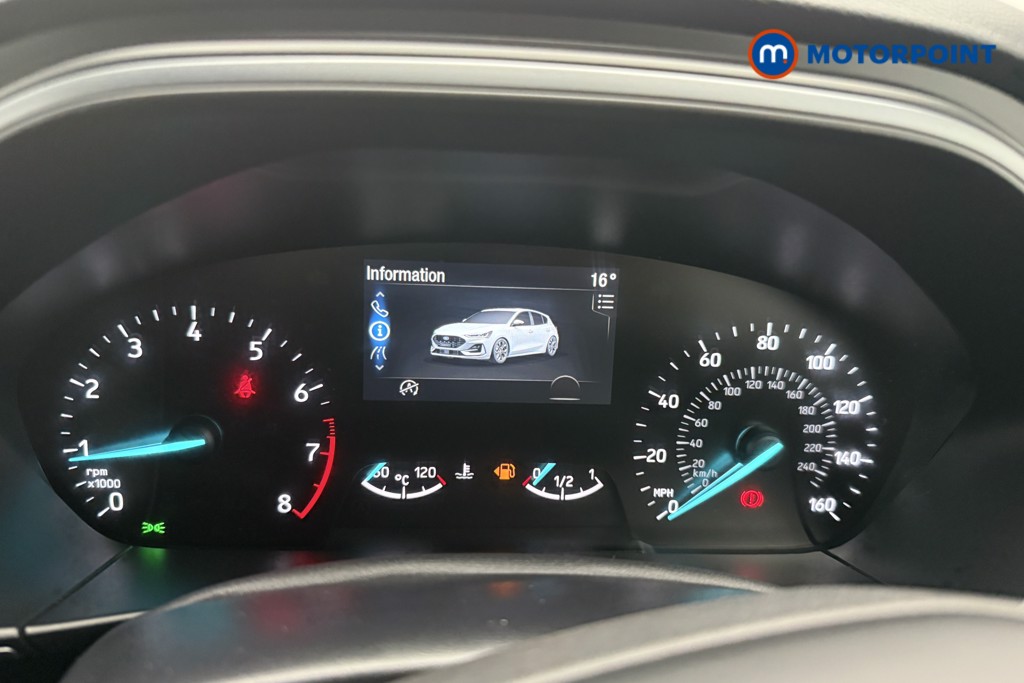 Ford Focus St-Line Style Manual Petrol Hatchback - Stock Number (1572973) - 4th supplementary image
