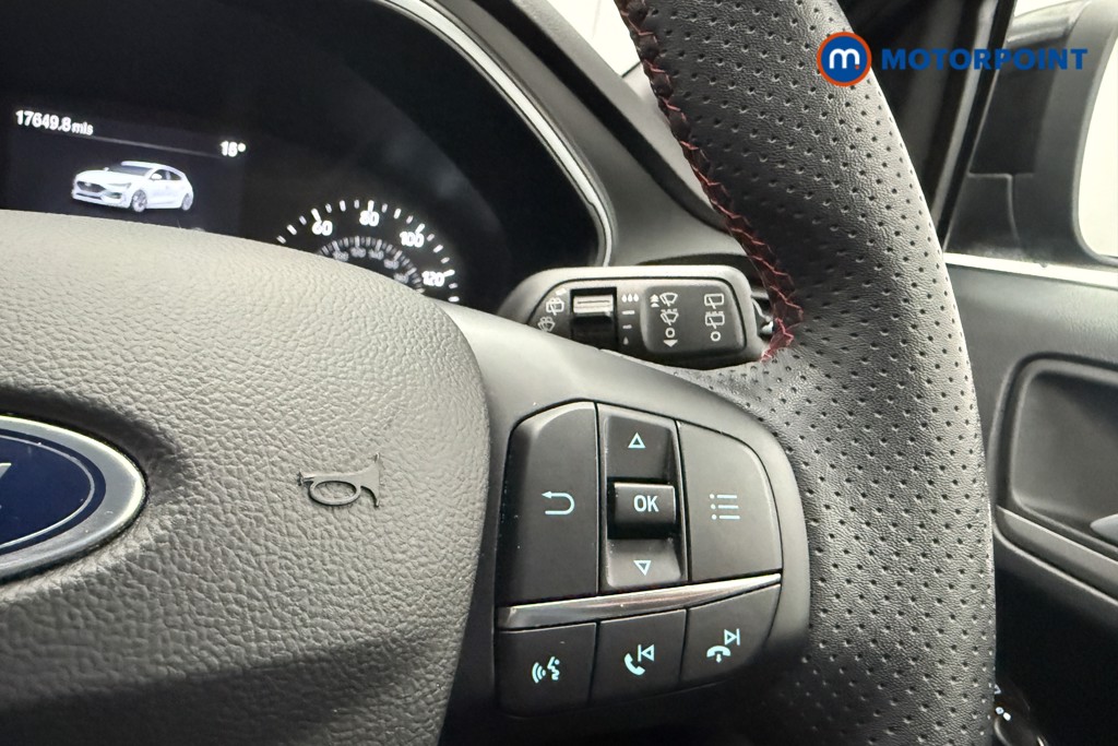 Ford Focus St-Line Style Manual Petrol Hatchback - Stock Number (1572973) - 14th supplementary image