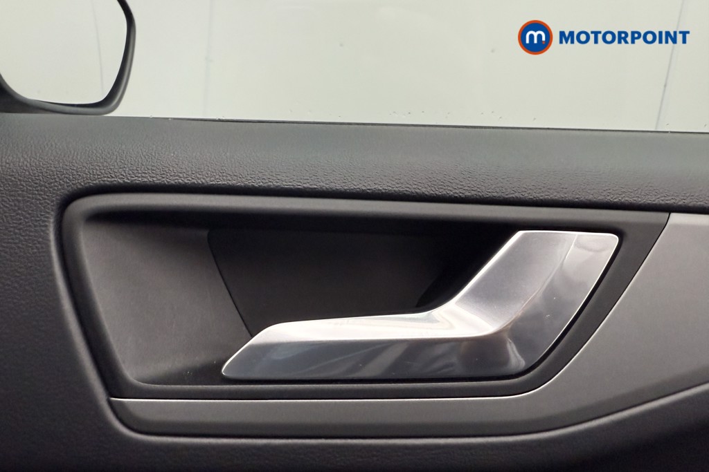 Ford Focus St-Line Style Manual Petrol Hatchback - Stock Number (1572973) - 16th supplementary image