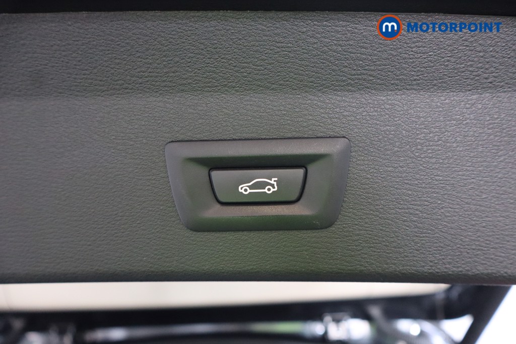 BMW X1 Xline Automatic Petrol SUV - Stock Number (1572994) - 25th supplementary image