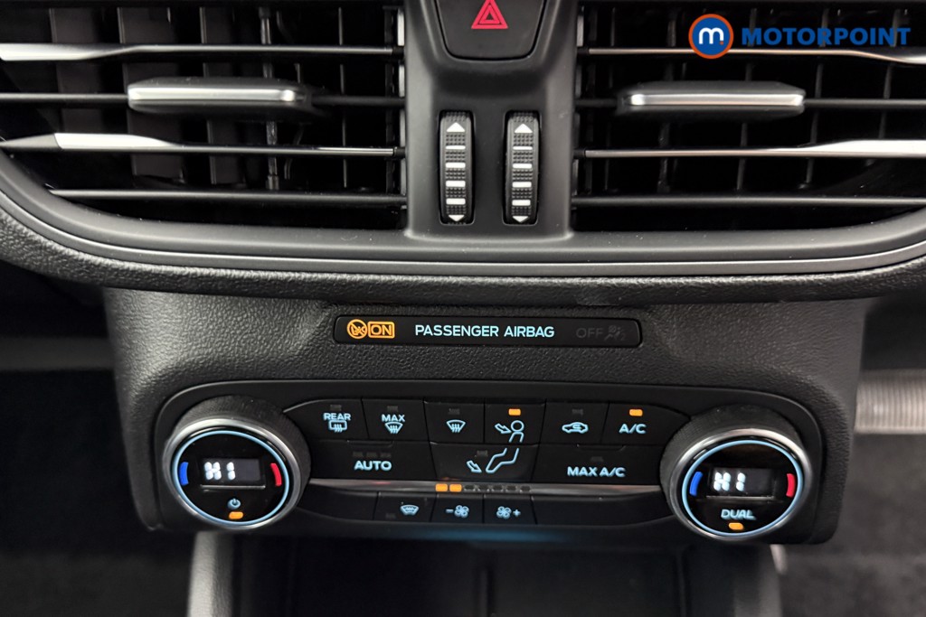 Ford Focus St-Line Style Automatic Petrol-Electric Hybrid Hatchback - Stock Number (1573218) - 10th supplementary image
