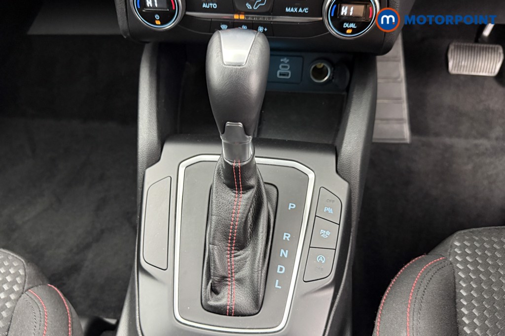Ford Focus St-Line Style Automatic Petrol-Electric Hybrid Hatchback - Stock Number (1573218) - 11th supplementary image