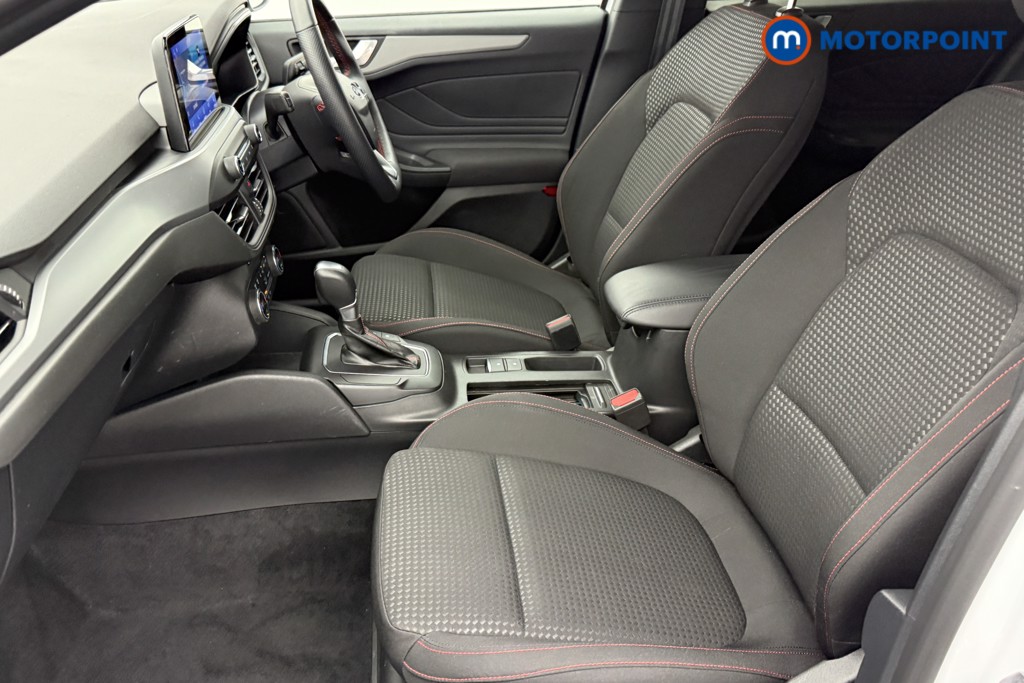 Ford Focus St-Line Style Automatic Petrol-Electric Hybrid Hatchback - Stock Number (1573218) - 20th supplementary image