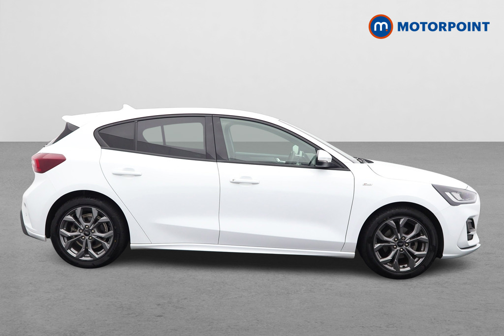Ford Focus St-Line Style Automatic Petrol-Electric Hybrid Hatchback - Stock Number (1573218) - Drivers side
