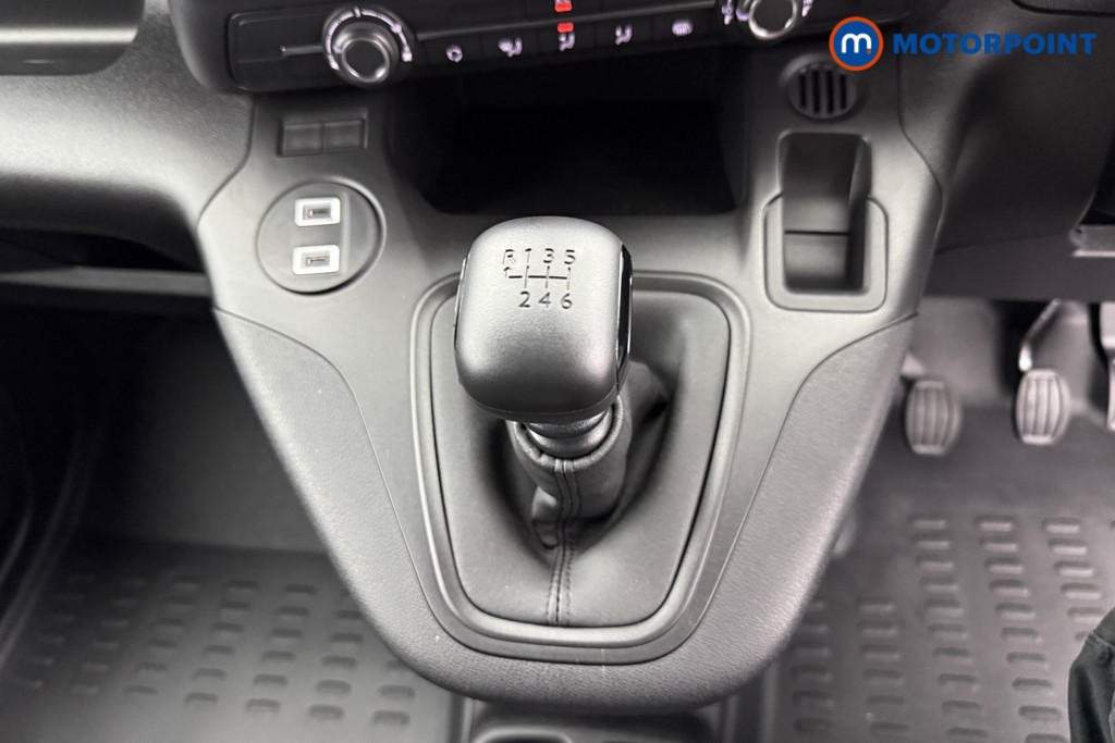 Vauxhall Combo Cargo Prime Manual Diesel Panel Van - Stock Number (1573226) - 7th supplementary image