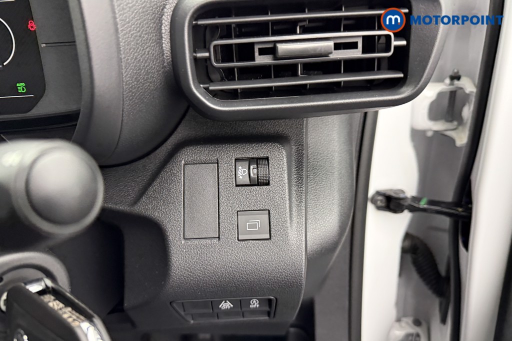 Vauxhall Combo Cargo Prime Manual Diesel Panel Van - Stock Number (1573226) - 10th supplementary image